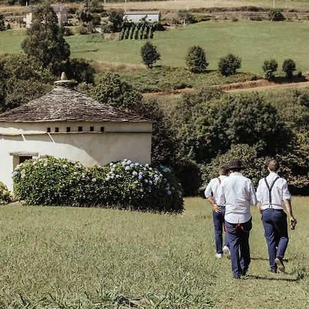 Hébergement de vacances Pazo De Cedofeita - - Casa Historica Del S Xvi Con Privada Ribadeo